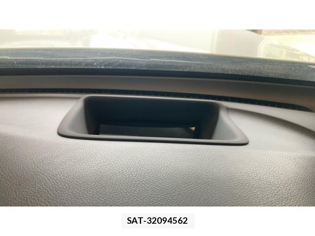 Mercedes Benz GLC-CLASS 2018-06 7455757-23