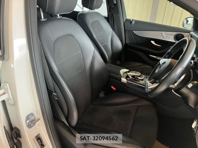 Mercedes Benz GLC-CLASS 2018-06 7455757-4