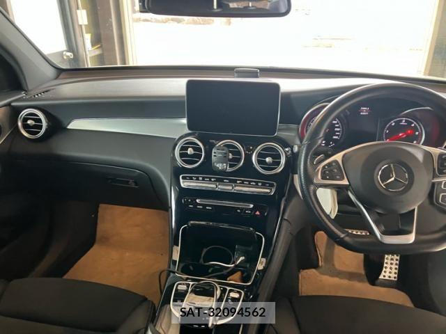 Mercedes Benz GLC-CLASS 2018-06 7455757-6