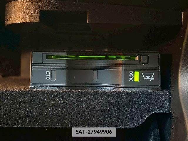 Mercedes Benz GLC-CLASS 2017-06 7962604-9
