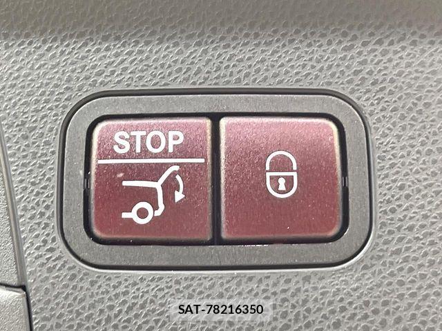 Mercedes Benz GLC-CLASS 2018-08 8146156-5