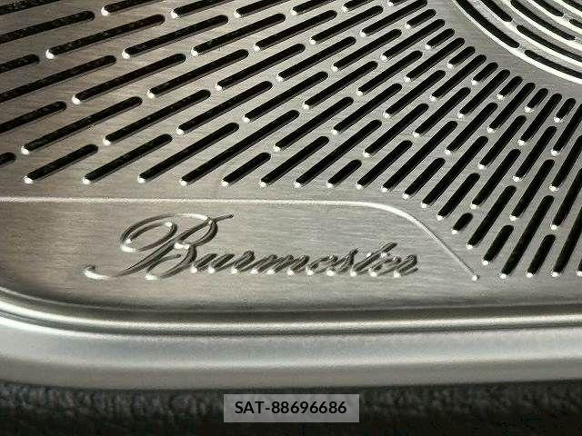 Mercedes Benz GLC-CLASS 2023-12 8245905-5