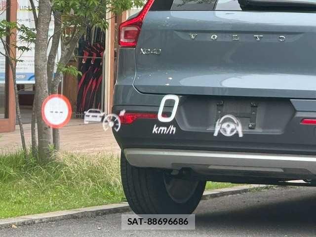 Mercedes Benz GLC-CLASS 2023-12 8245905-8