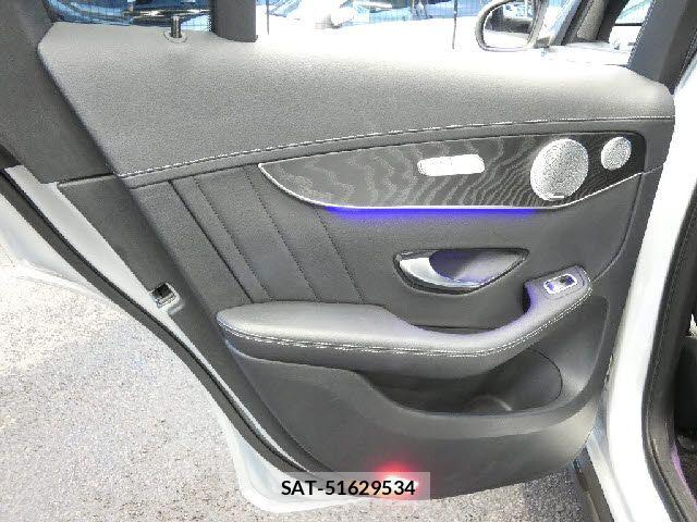 Mercedes Benz GLC-CLASS 2021-03 8315420-21