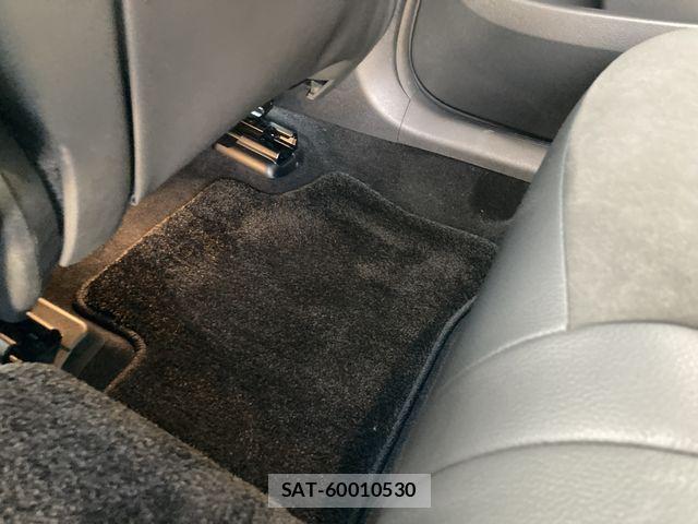 Mercedes Benz GLC-CLASS 2023-12 8315419-22