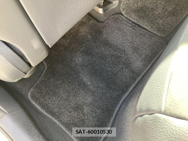 Mercedes Benz GLC-CLASS 2023-12 8315419-23