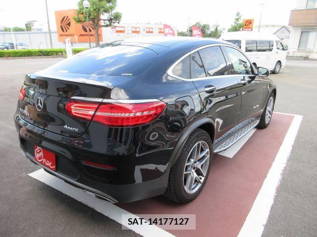 Mercedes Benz GLC-CLASS 2019-04 8660219-2