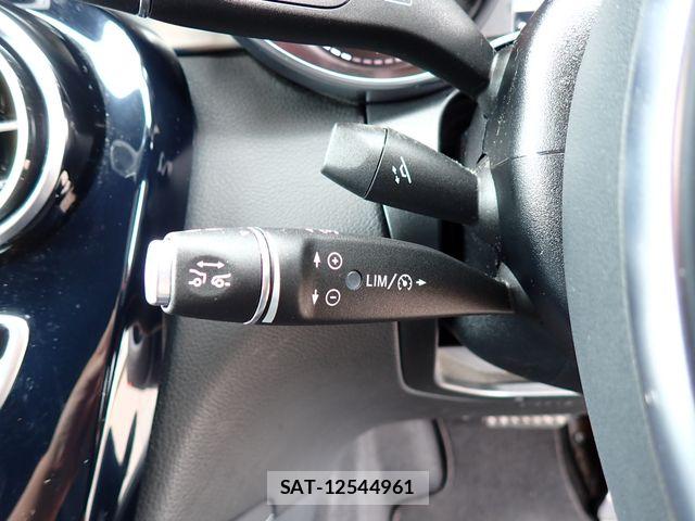Mercedes Benz GLC-CLASS 2017-06 8880758-12