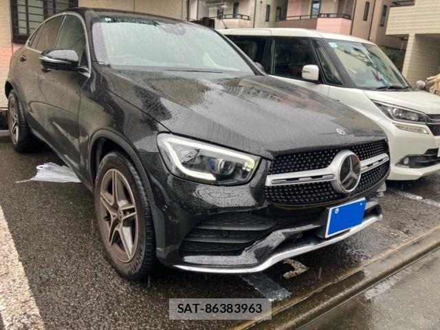 2020 Mercedes Benz GLC220d — Photo 2