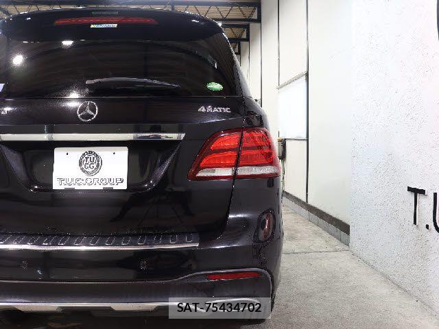 Mercedes Benz GLE-CLASS 2015-11 6012928-14