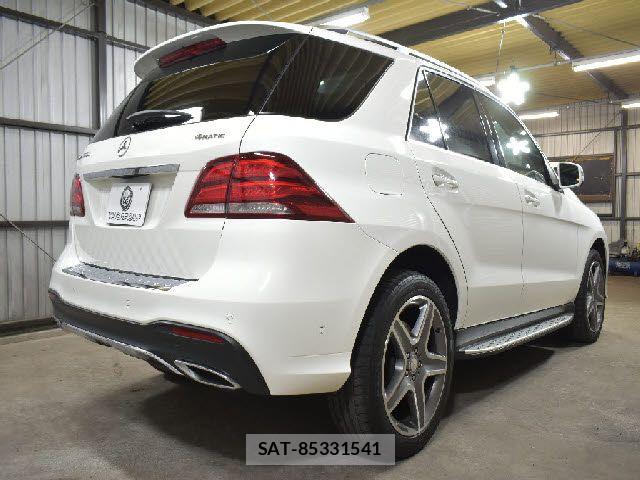 Mercedes Benz GLE-CLASS 2017-07 6500233-2