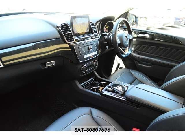 Mercedes Benz GLE-CLASS 2017-07 6995625-18