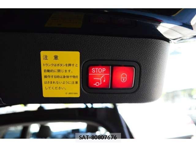 Mercedes Benz GLE-CLASS 2017-07 6995625-28