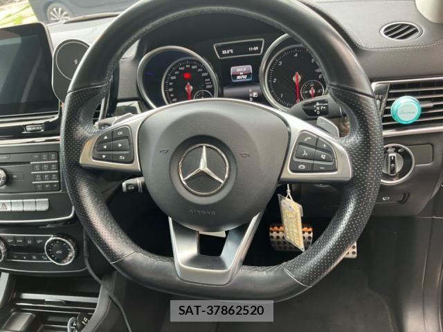 Mercedes Benz GLE-CLASS 2016-07 7328341-6