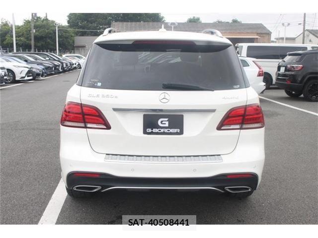 Mercedes Benz GLE-CLASS 2017-04 7618045-9
