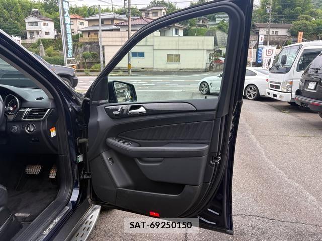 Mercedes Benz GLE-CLASS 2016-11 7877745-9
