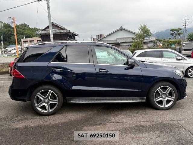 Mercedes Benz GLE-CLASS 2016-11 7877745-4