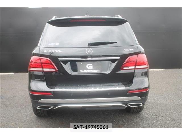 Mercedes Benz GLE-CLASS 2015-12 8131209-19