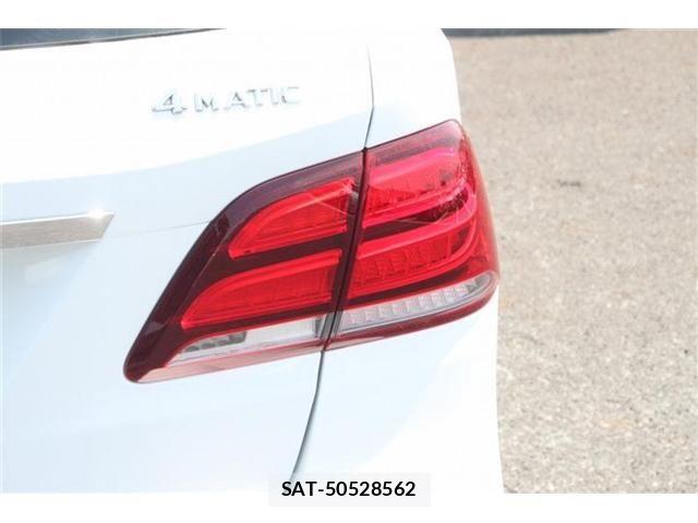 Mercedes Benz GLE-CLASS 2015-12 8208693-11
