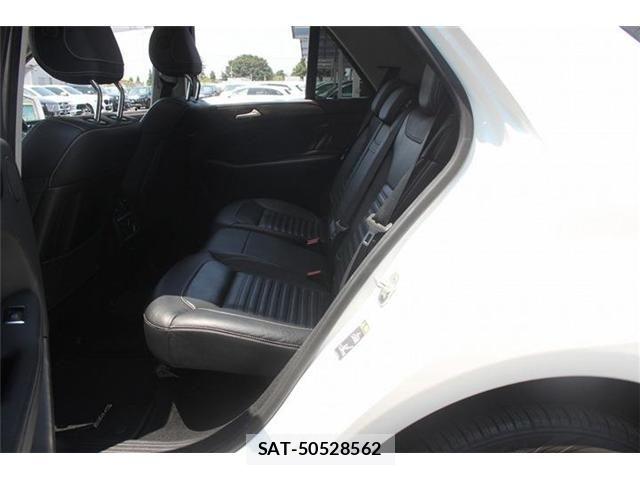 Mercedes Benz GLE-CLASS 2015-12 8208693-28