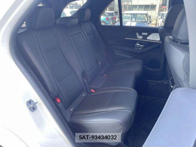 Mercedes Benz GLE-CLASS 2023-04 8336767-9