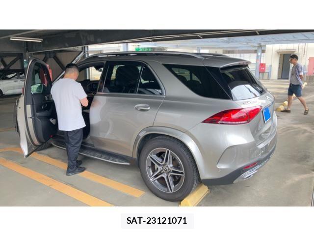 Mercedes Benz GLE-CLASS 2021-08 8413575-1