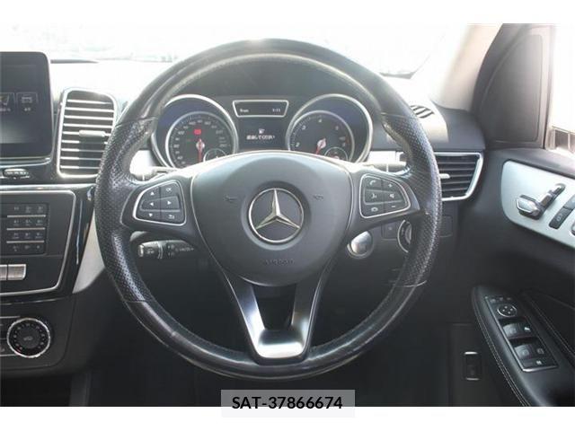 Mercedes Benz GLE-CLASS 2016-05 8413579-17