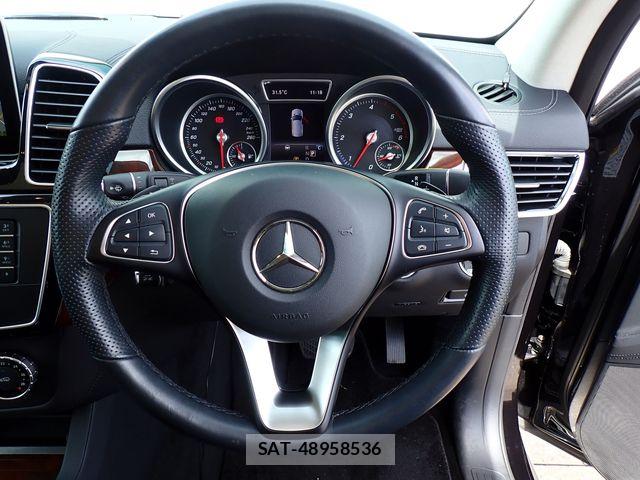 Mercedes Benz GLE-CLASS 2017-07 8743923-11