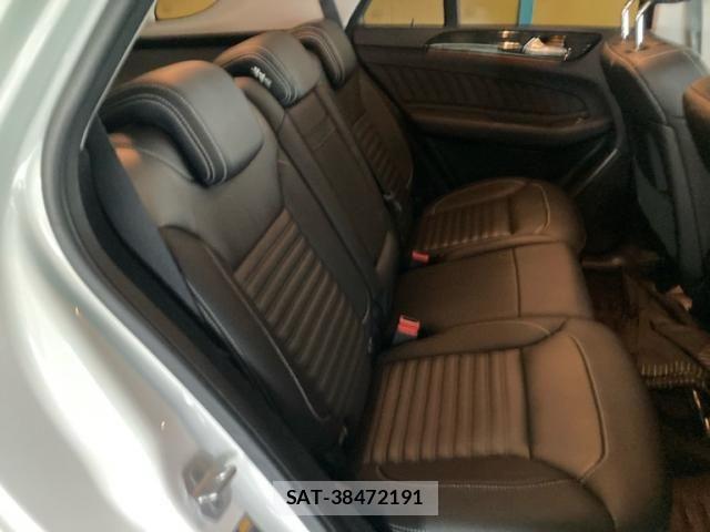 Mercedes Benz GLE-CLASS 2016-06 8830288-6
