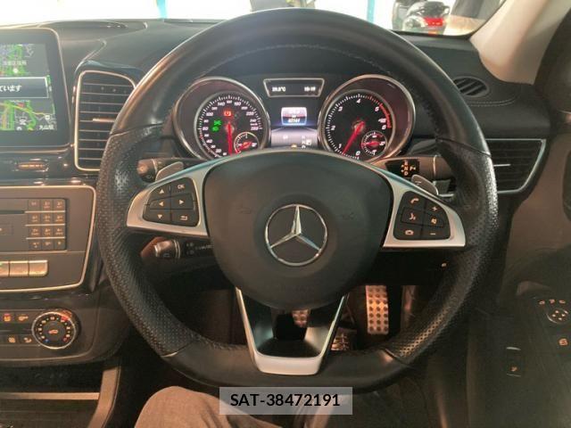 Mercedes Benz GLE-CLASS 2016-06 8830288-11