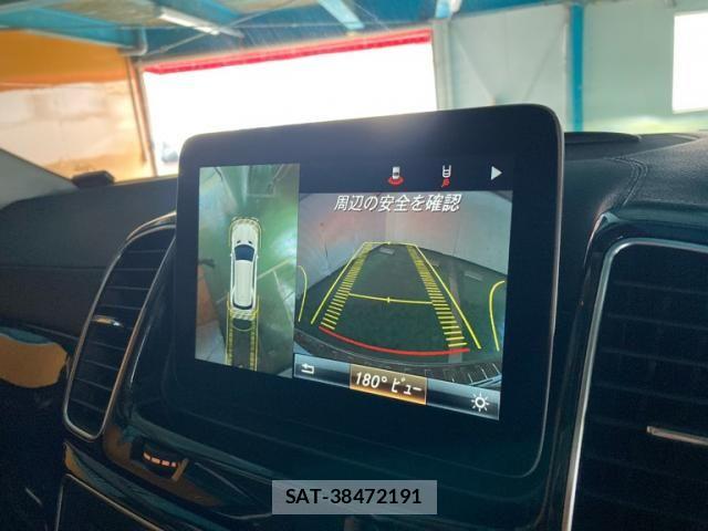Mercedes Benz GLE-CLASS 2016-06 8830288-13