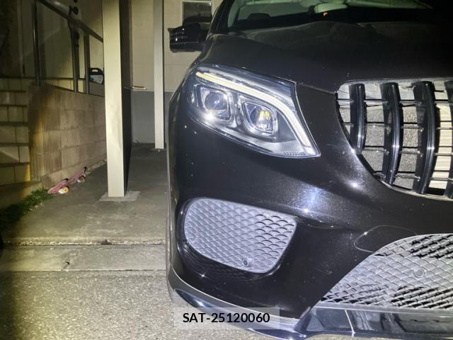 Mercedes Benz GLE-CLASS 2016-09 1386601-9