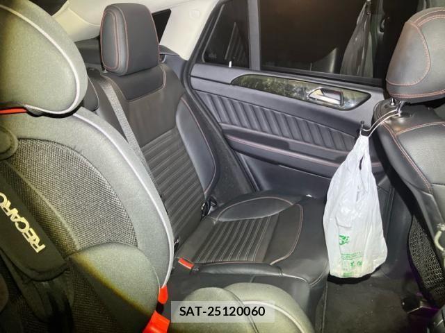 Mercedes Benz GLE-CLASS 2016-09 1386601-13