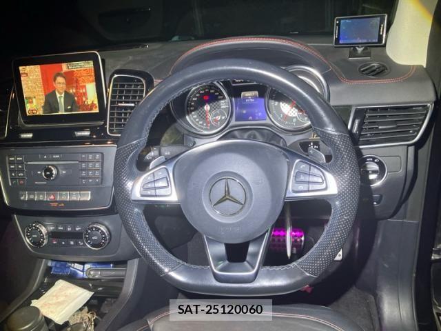 Mercedes Benz GLE-CLASS 2016-09 1386601-15