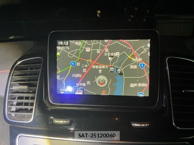 Mercedes Benz GLE-CLASS 2016-09 1386601-18