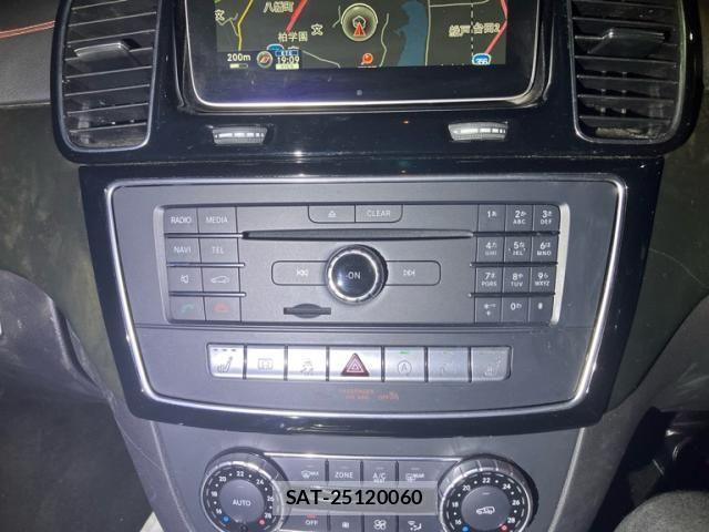 Mercedes Benz GLE-CLASS 2016-09 1386601-20