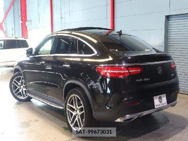 Mercedes Benz GLE-CLASS 2016-08 4371761-21