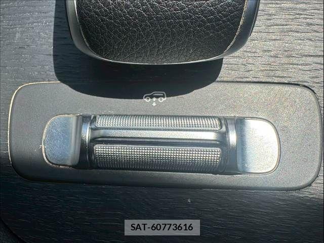 Mercedes Benz GLE-CLASS 2022-10 7358735-9
