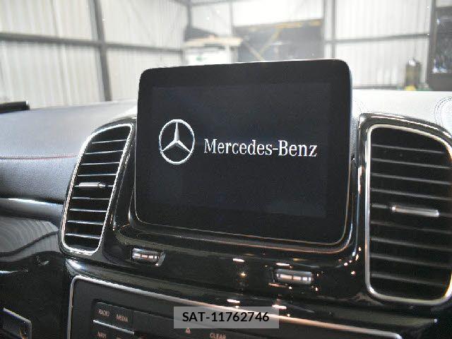Mercedes Benz GLE-CLASS 2017-06 7562424-9