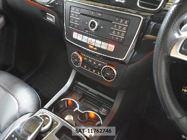 Mercedes Benz GLE-CLASS 2017-06 7562424-11