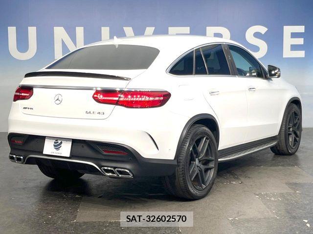 Mercedes Benz GLE-CLASS 2017-03 7979973-18