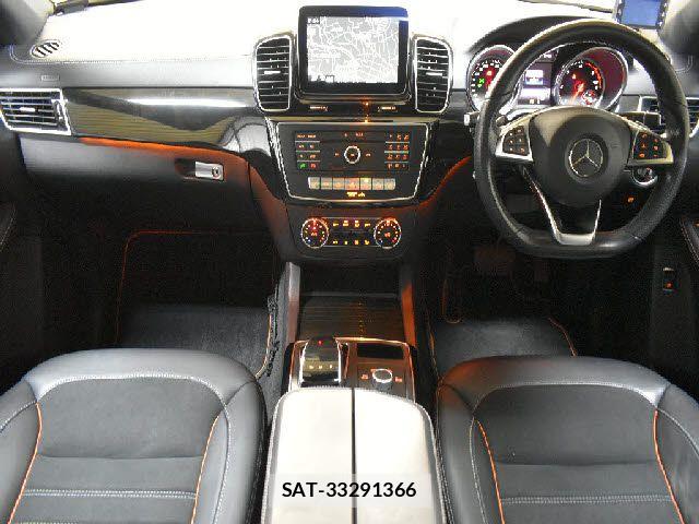 Mercedes Benz GLE-CLASS 2017-11 8036745-1
