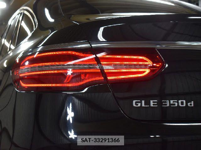 Mercedes Benz GLE-CLASS 2017-11 8036745-26