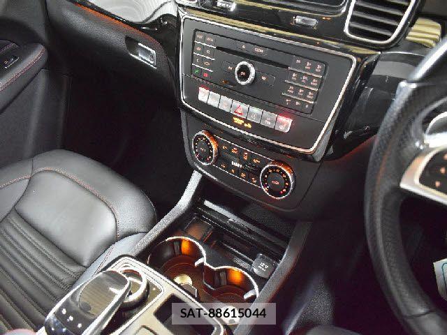 Mercedes Benz GLE-CLASS 2018-08 8627690-11