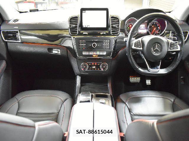 Mercedes Benz GLE-CLASS 2018-08 8627690-1