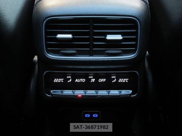 Mercedes Benz GLE-CLASS 2024-10 6752382-12