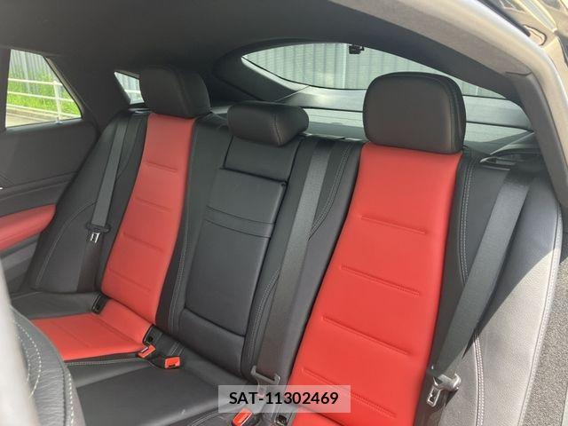 Mercedes Benz GLE-CLASS 2024-06 8036747-12