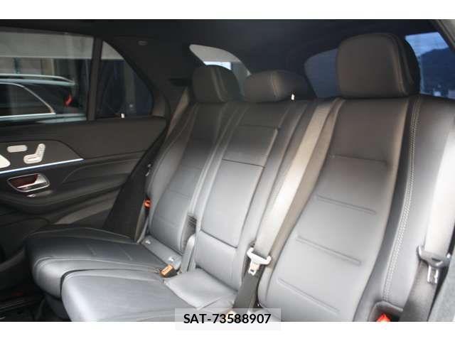 Mercedes Benz GLE-CLASS 2024-07 1338670-14