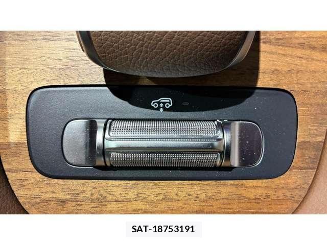 Mercedes Benz GLE-CLASS 2025-06 7501490-22