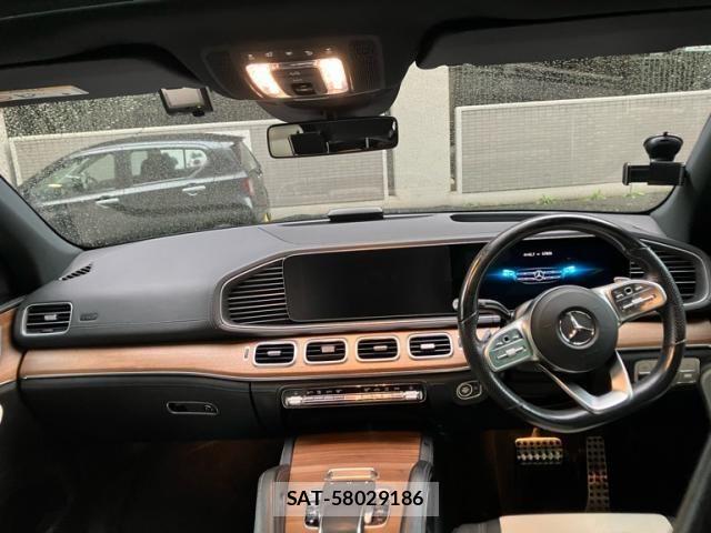 Mercedes Benz GLE-CLASS 2019-07 8230790-21